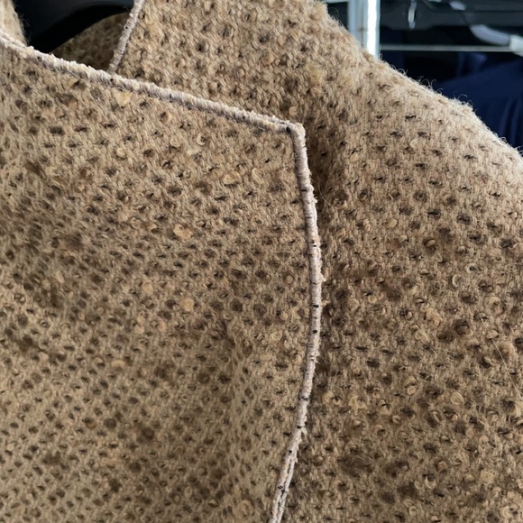 Akris Punto - size 10 - camel colored jacket - Picture 4 of 6